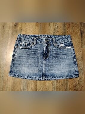 American Eagle Outfitters Blue Denim Mini Skirt Women's Size: 2